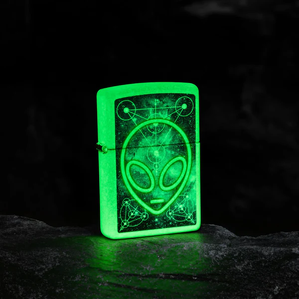 Encendedor Zippo Blanco Fluorescente Alíen Cod 46288